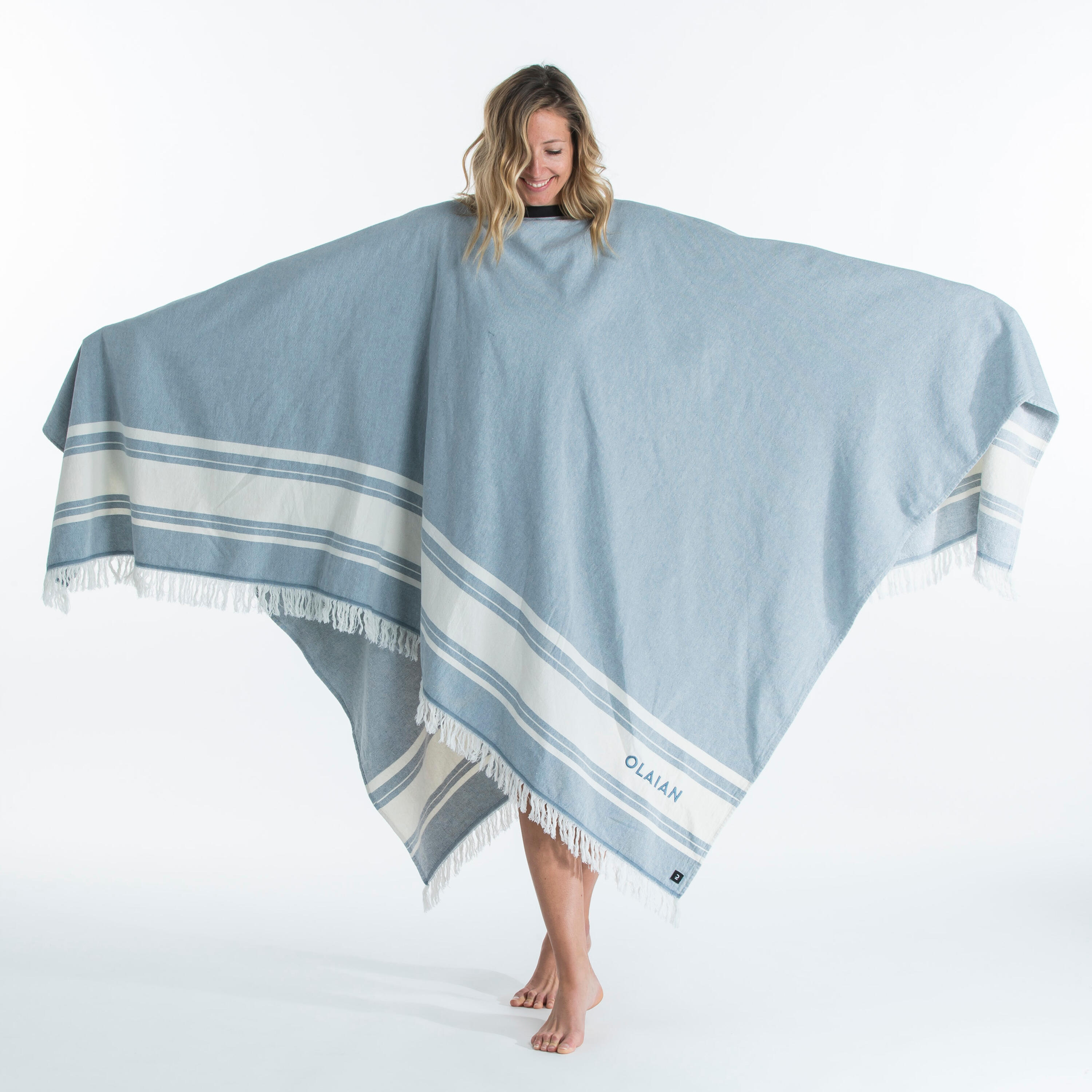 Beach towel poncho 190 x 190 cm grey blue Decathlon