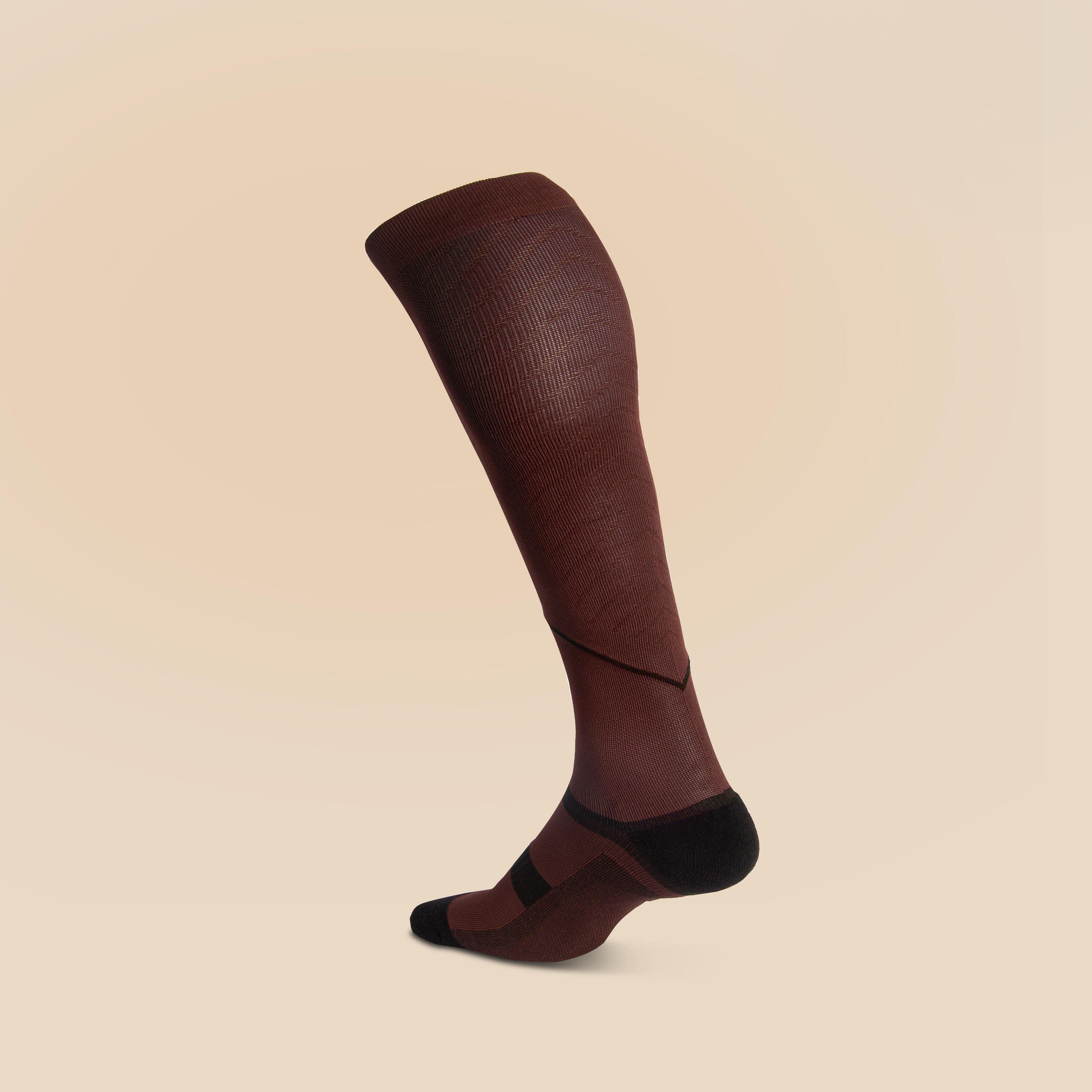 Chaussettes de compression bordeaux 2/3