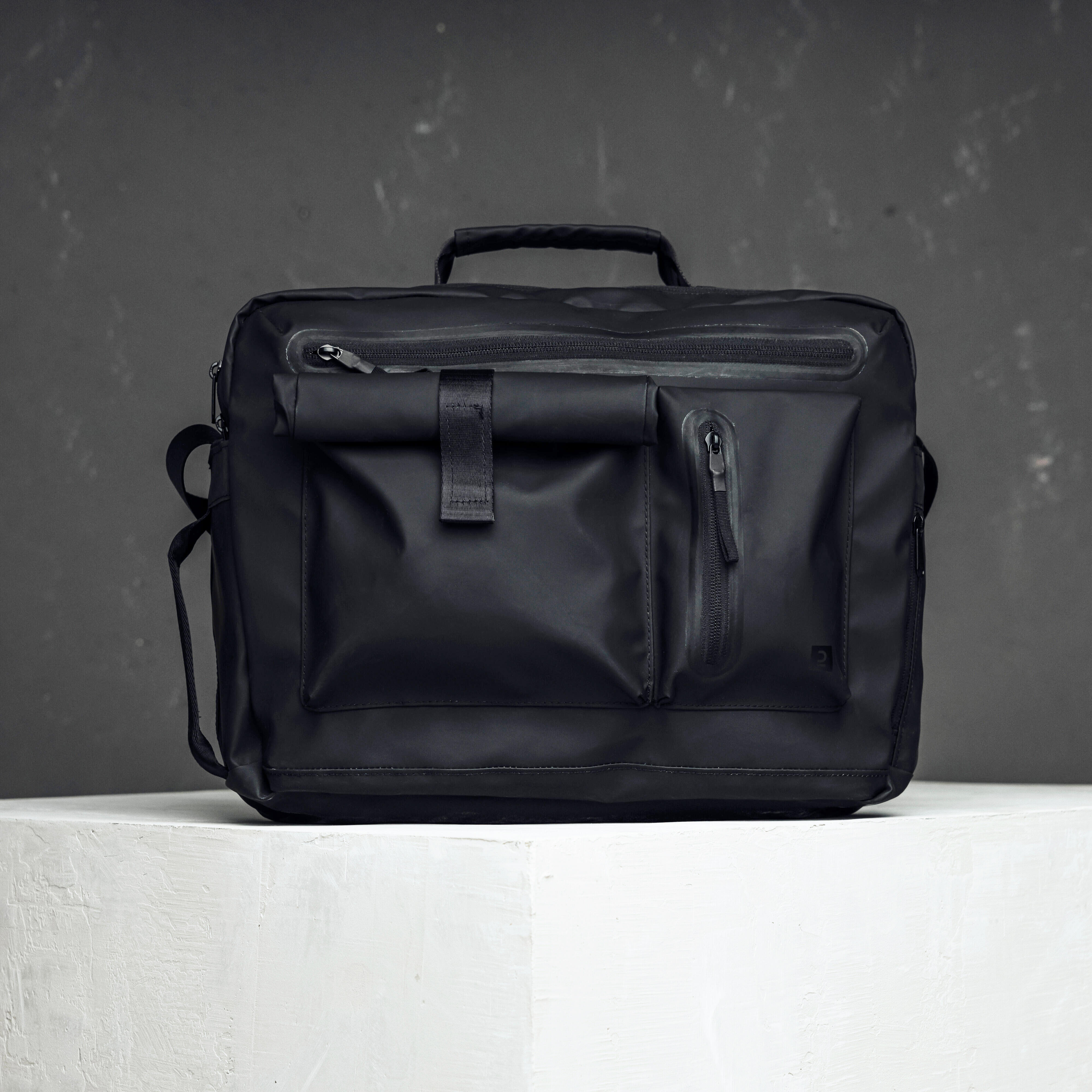 Bolsa Bandolera Mochila Marcha Urbana Backenger 20 l NEWFEEL | Decathlon