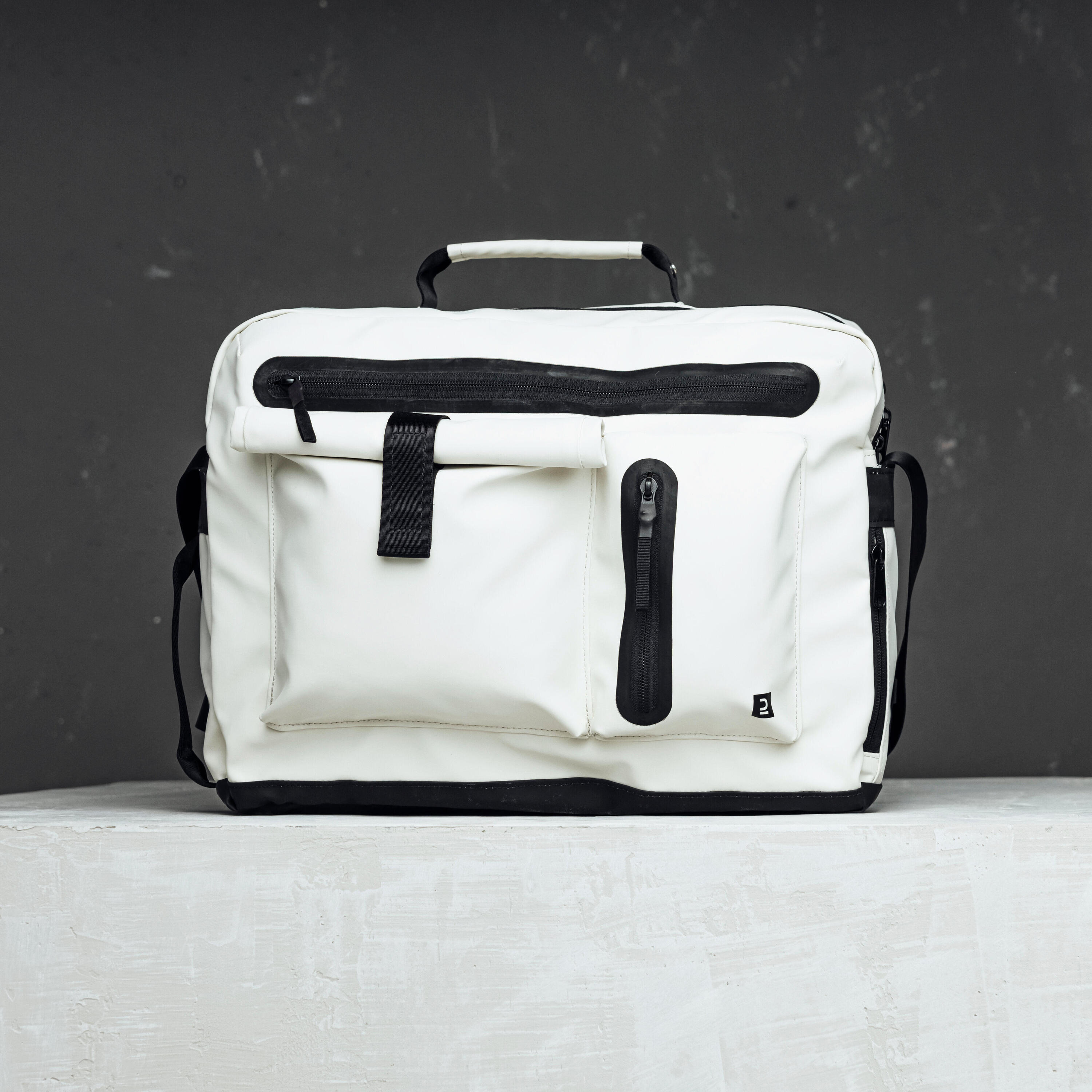 NEWFEEL 20L BACKENGER ACTIV MBLTY URBAN WALKING MESSENGER BAG BACKPACK - WHITE