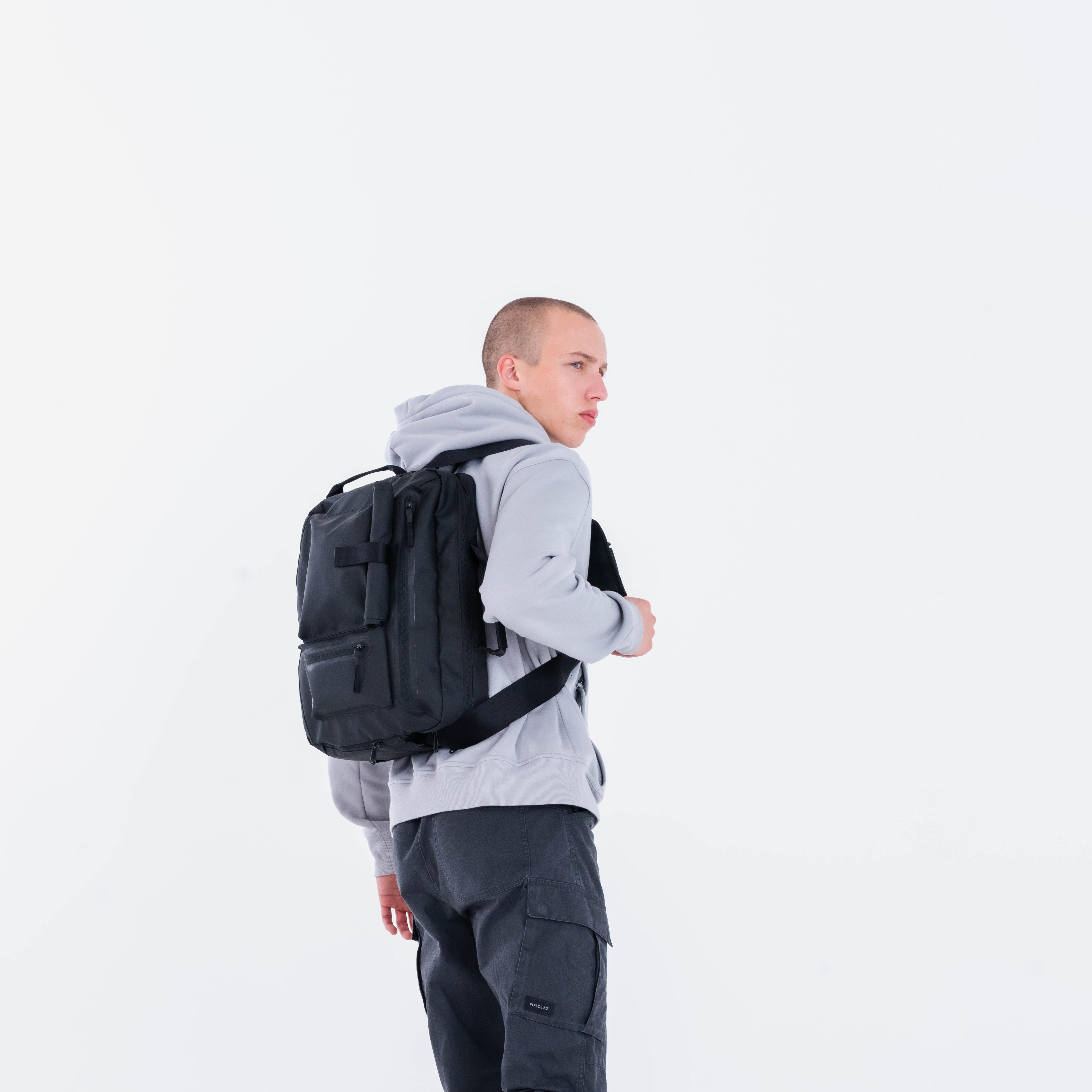 BESACE SAC A DOS MARCHE URBAINE ACTIV MBLTY BACKENGER 20L KAKI NEWFEEL Decathlon