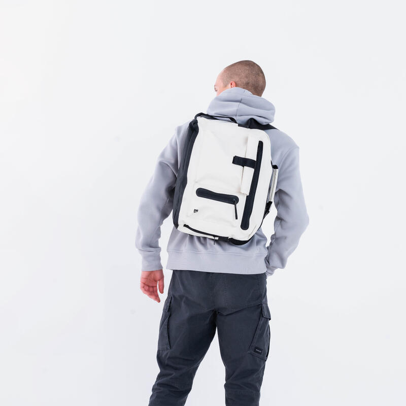 BESACE SAC A DOS -MARCHE URBAINE - ACTIV MBLTY - BACKENGER 20L BLANC
