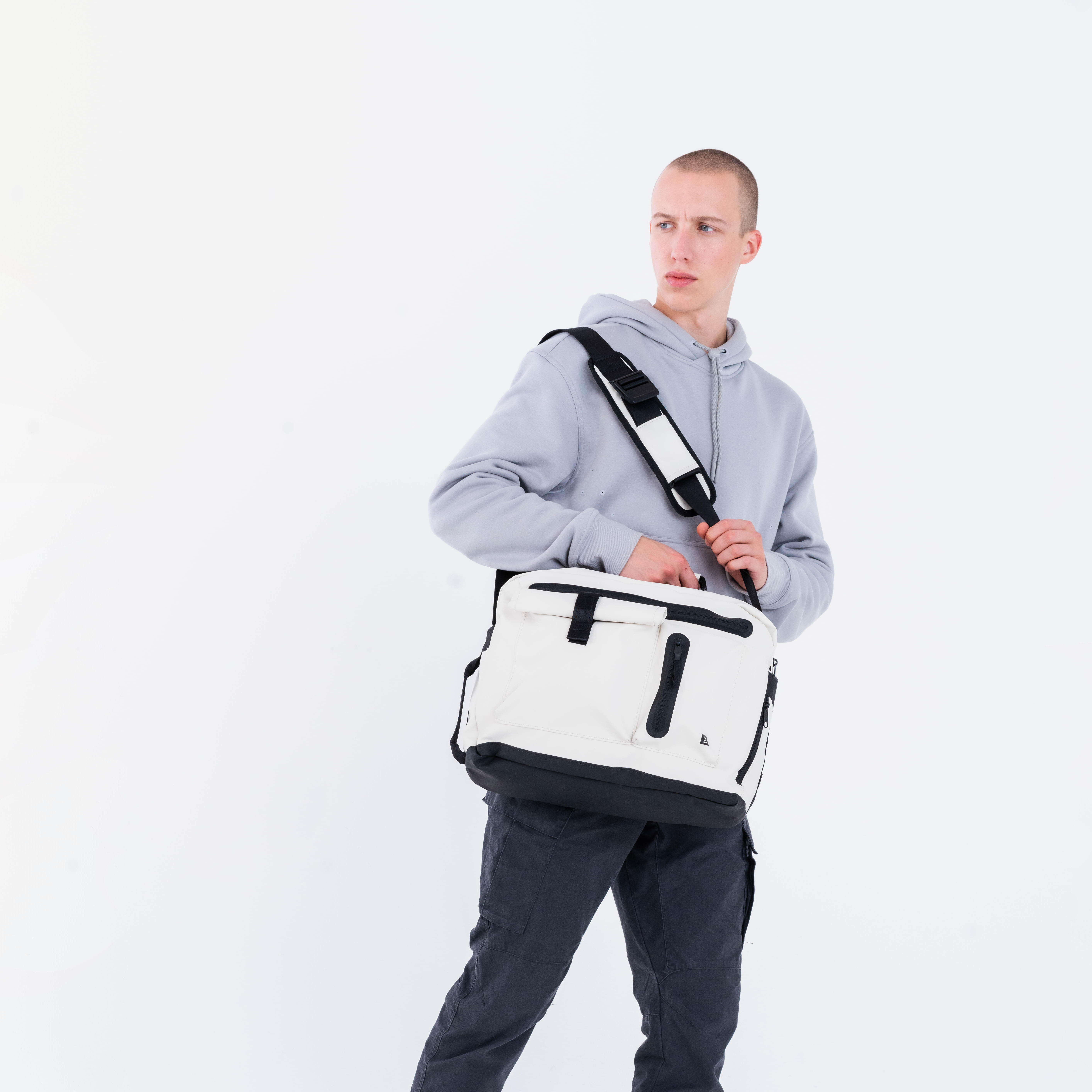 Newfeel clearance messenger bag