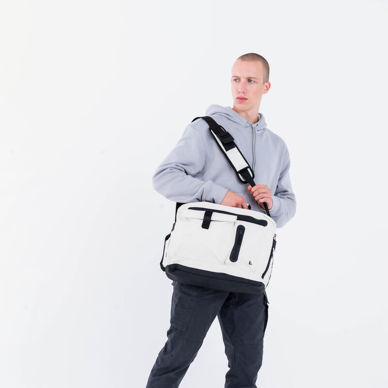 BESACE SAC A DOS -MARCHE URBAINE - ACTIV MBLTY - BACKENGER 20L BLANC