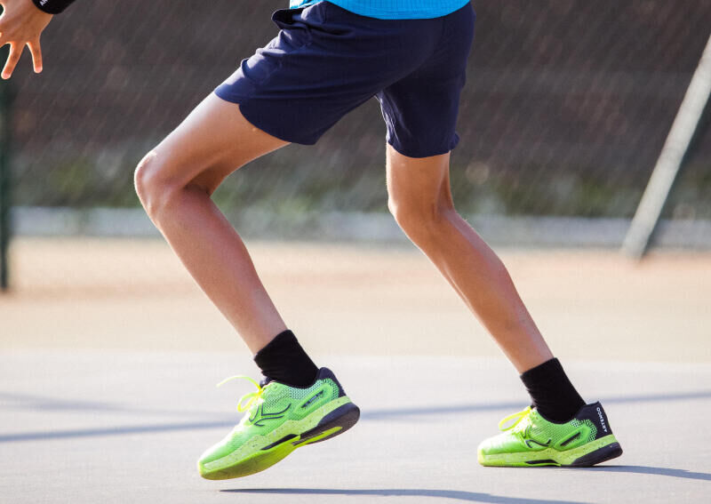 All-In-One Guide to Picking the Right Tennis Shoes