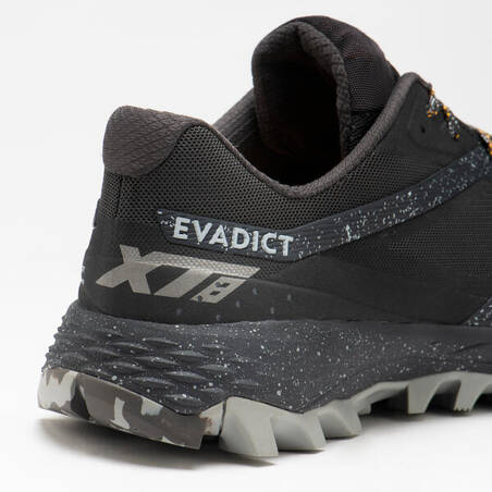 XT8 men's trail running shoes black and grey