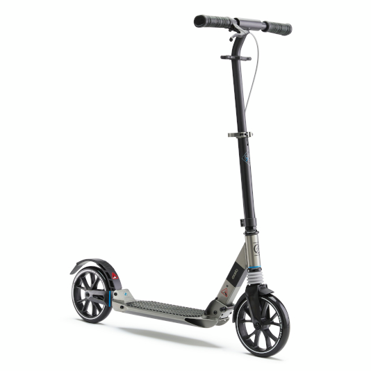 Ein Scooter als Symbolbild für das Thema Scooter-Ersatzteile.