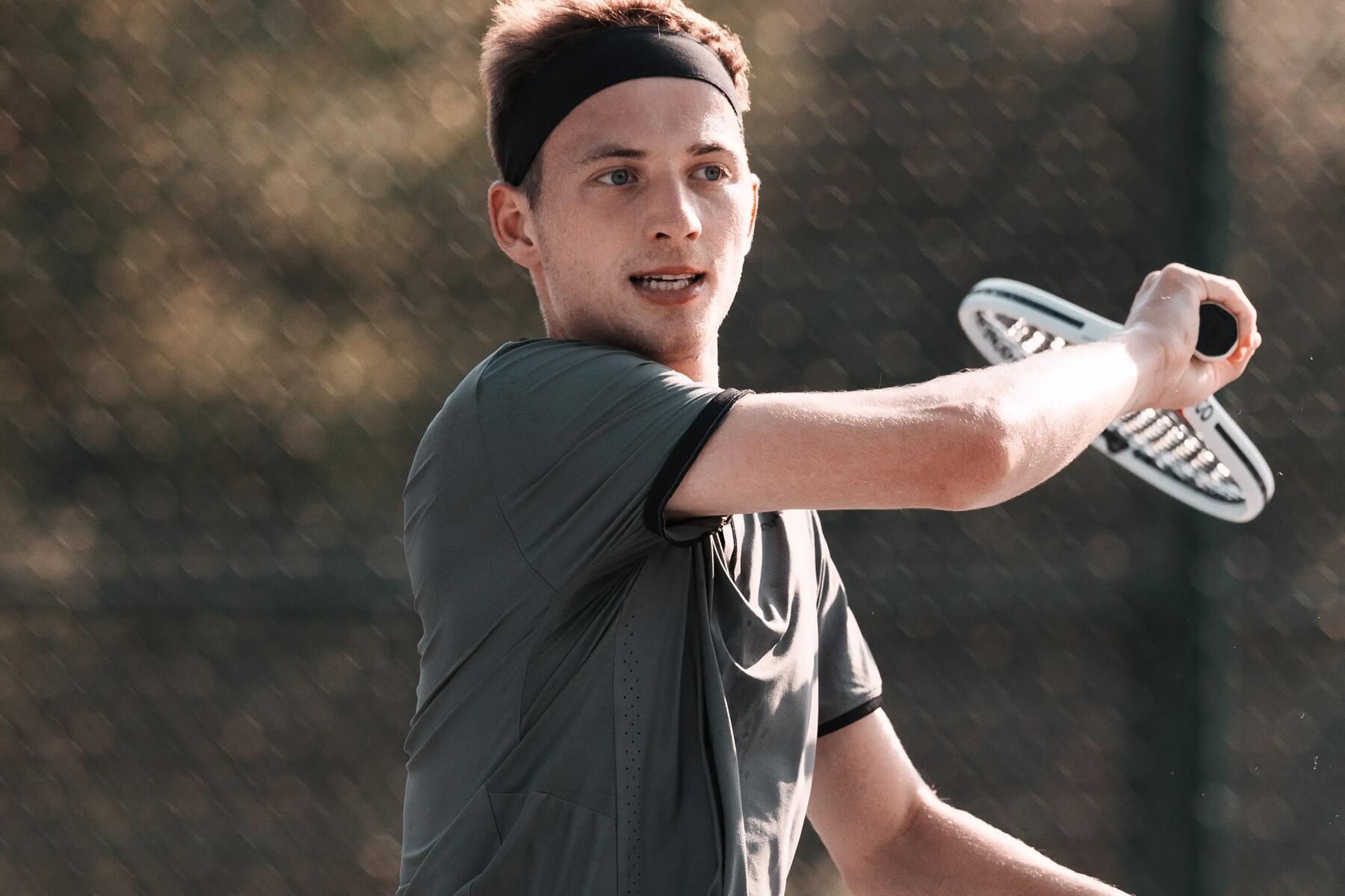 TENNIS 