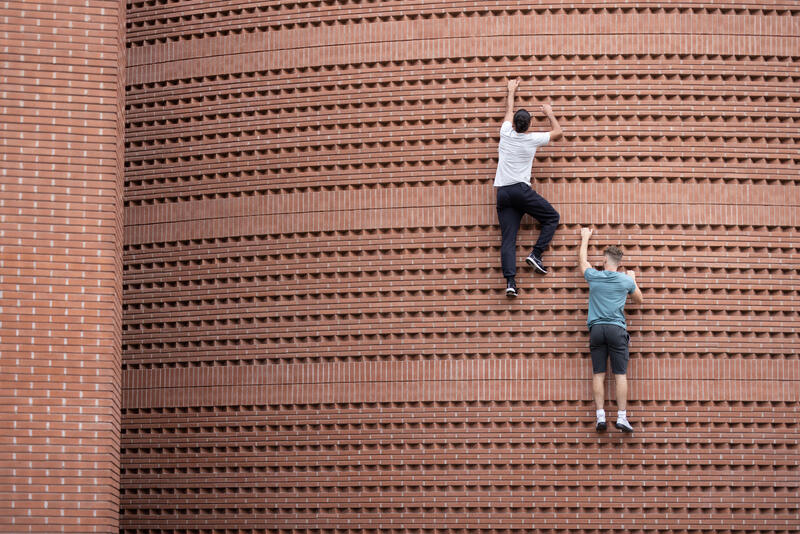 Short de sport et Parkour homme gris chiné foncé