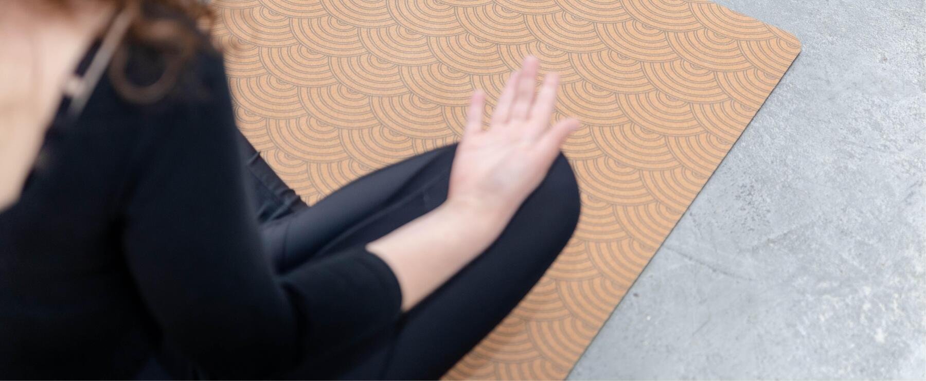 Come prendersi cura del tappetino da yoga