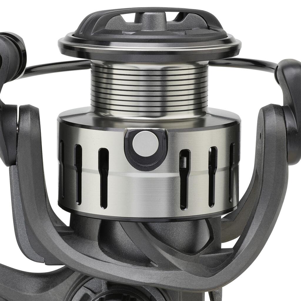 גלגלת סליל לדיג עם פיתיון WXM 500 - 3000