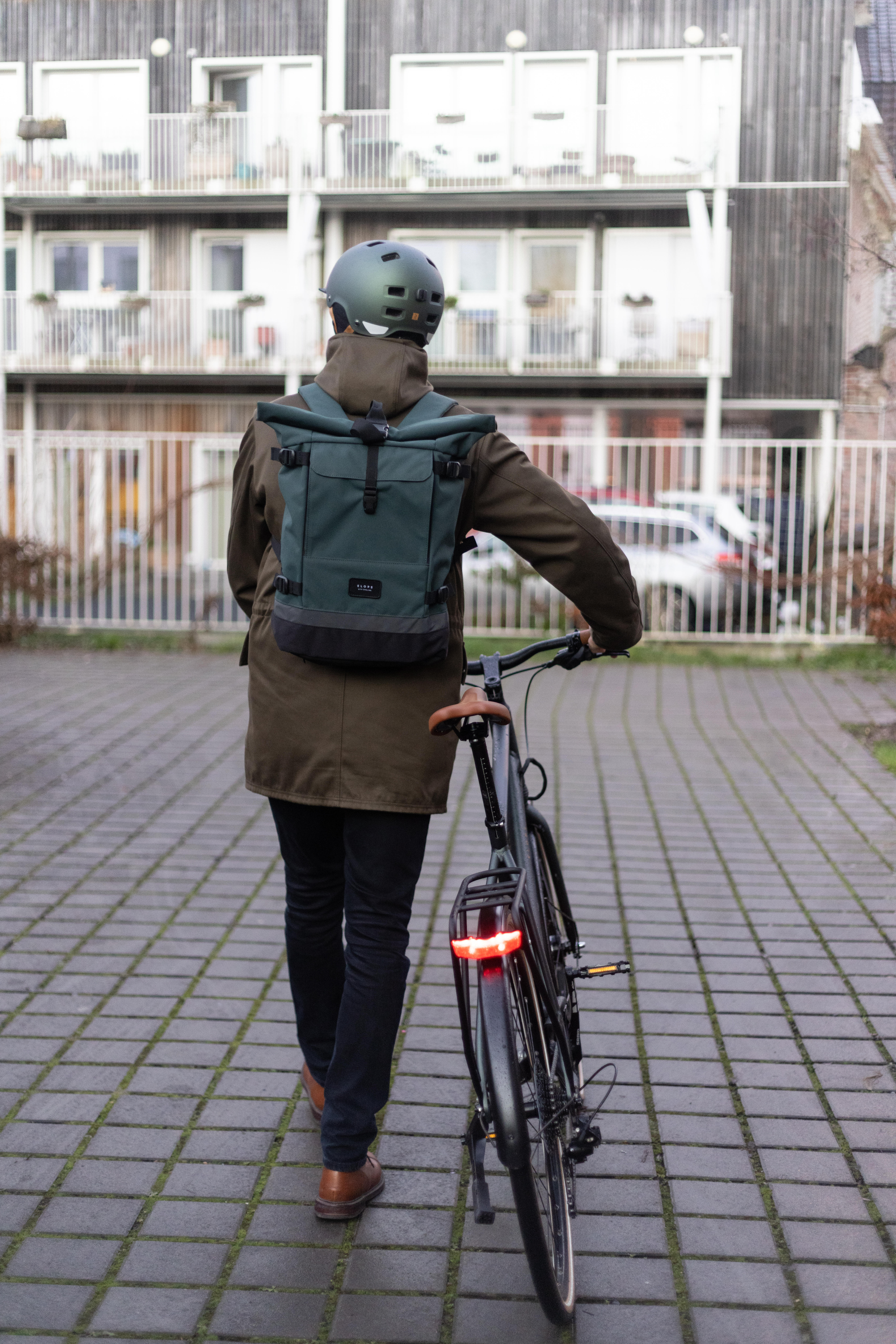 Cycling 25L Pannier Rack Backpack Water Repellent Converts Easily Decathlon
