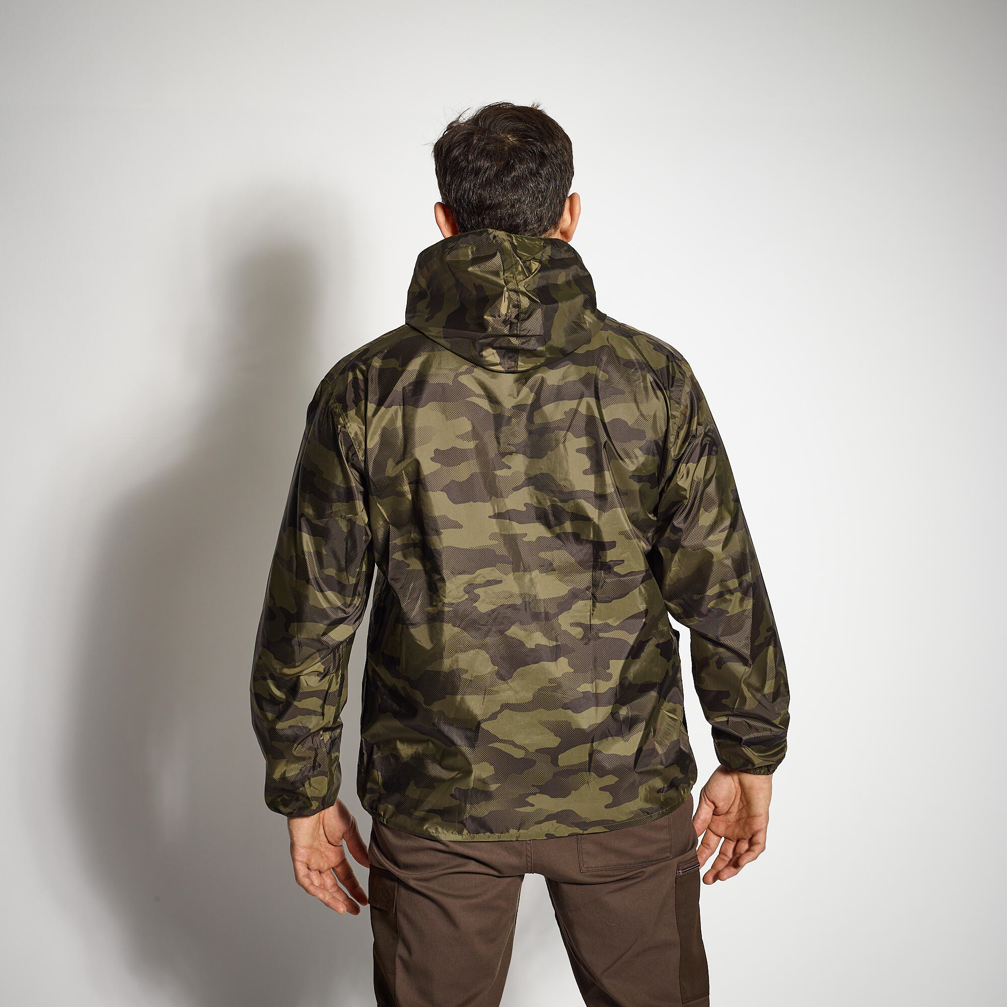 WATERPROOF JACKET 100 LIGHTWEIGHT CAMO GREEN 2/6