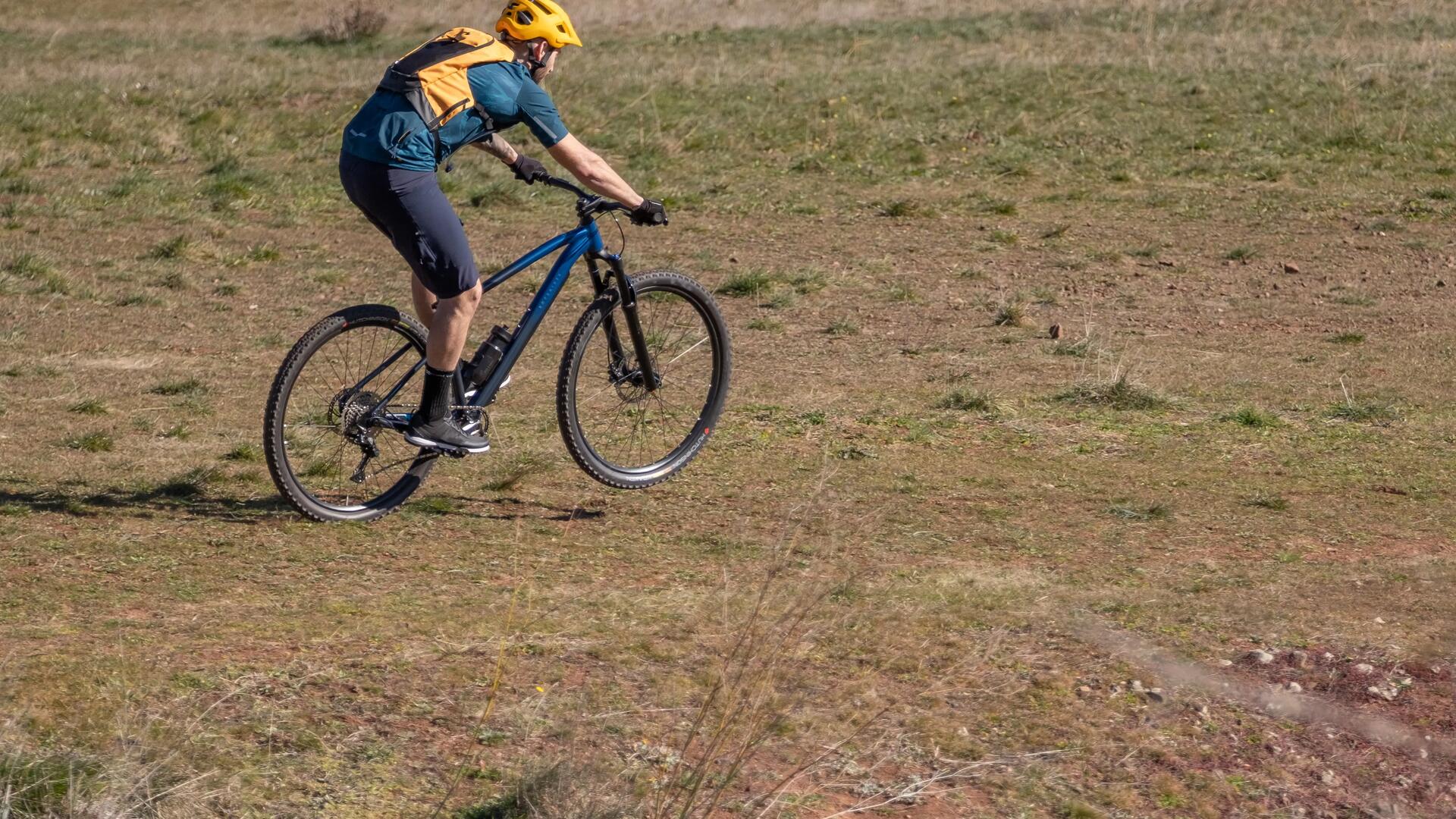 chaussures_vtt_rockrider_st_100_ 8512376_entretien