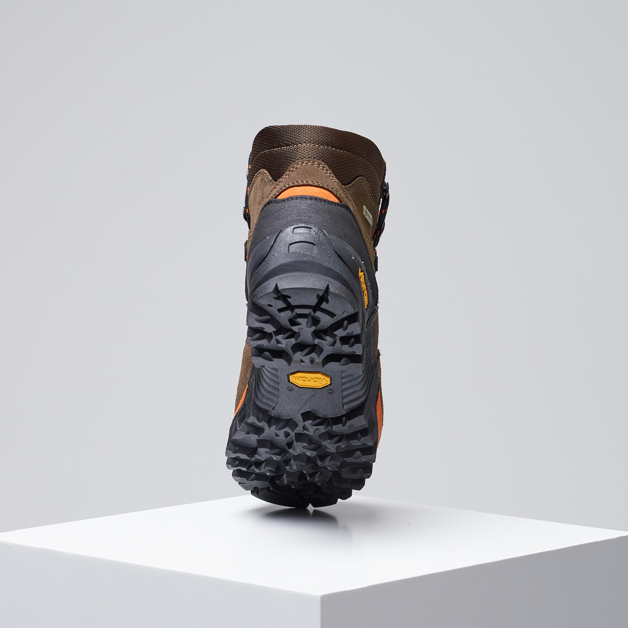 Hunting waterproof shoes aigle altavio gore-tex vibram brown 6/6