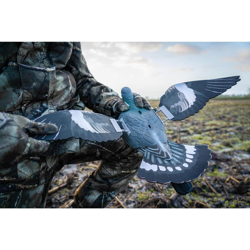 Balabán holuba s pohyblivými křídly 520