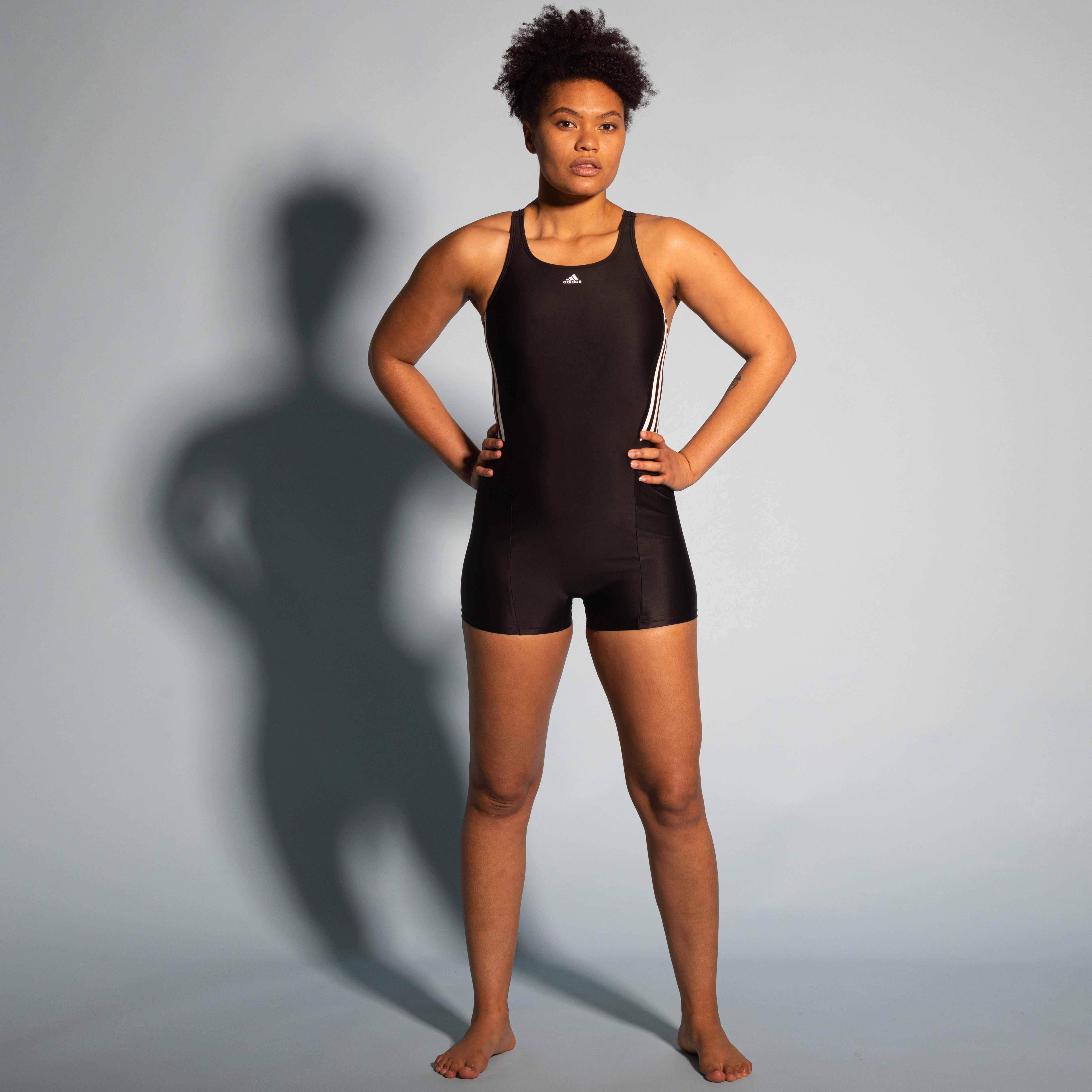 Badeanzug Shorty Adidas schwarz Decathlon