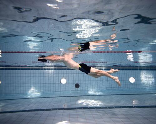 Top exercices pour muscler ses jambes en natation