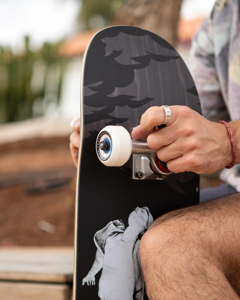 Skateboard, longboard, waveboard