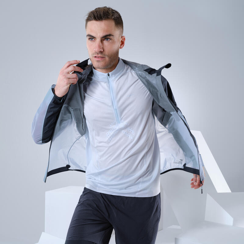 Veste Ultra légère de randonnée rapide FH 900 homme Bleu Grise.