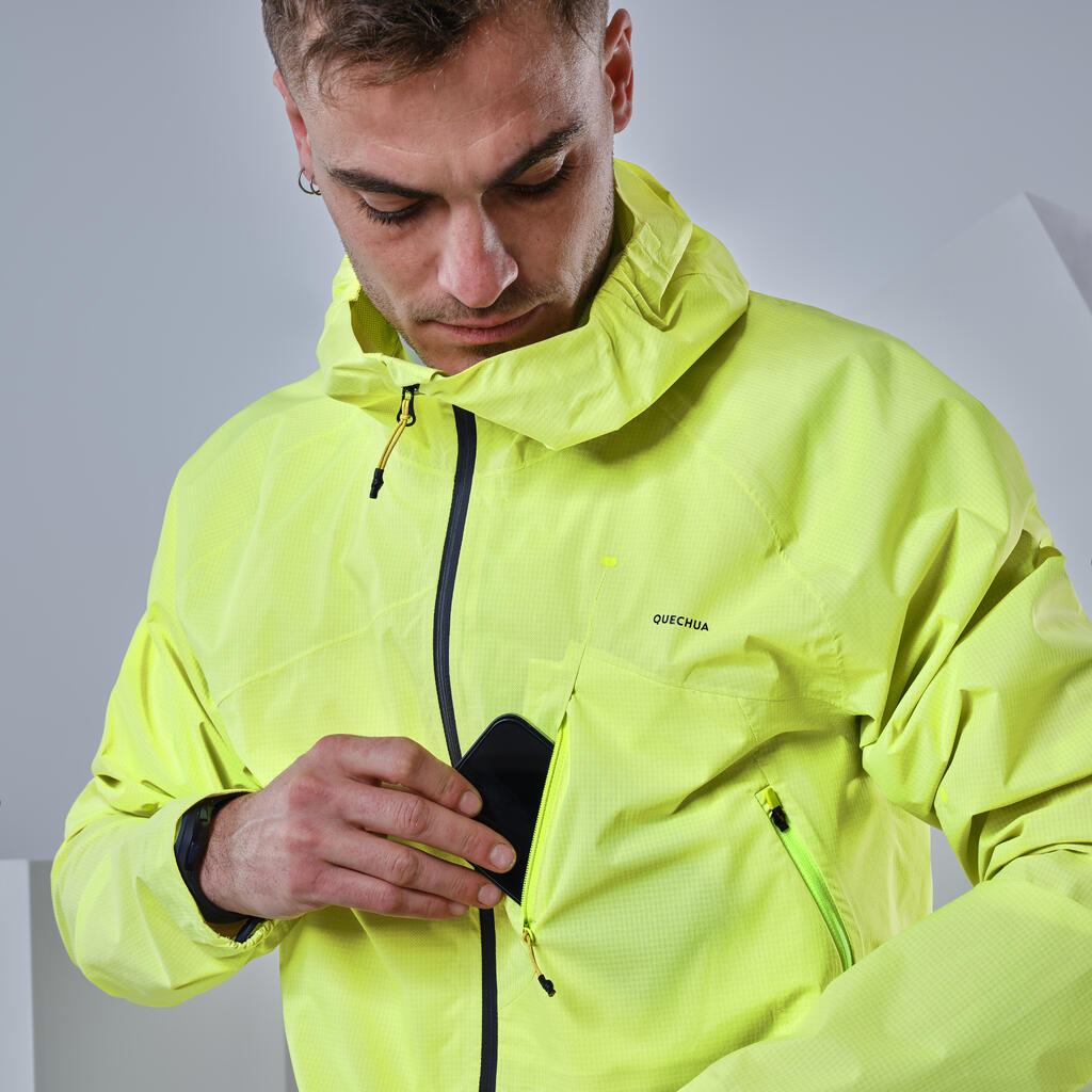 Chaqueta impermeable muy liviana senderismo rápido - FH 500 - hombre amarillo 