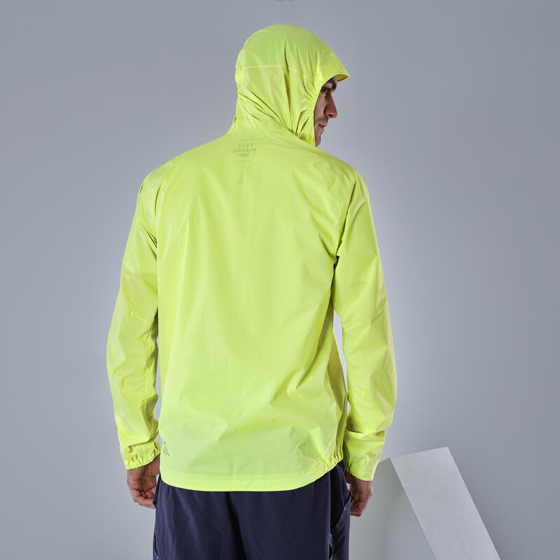 Veste imperméable ultra légère de randonnée rapide - FH 500 - homme Jaune