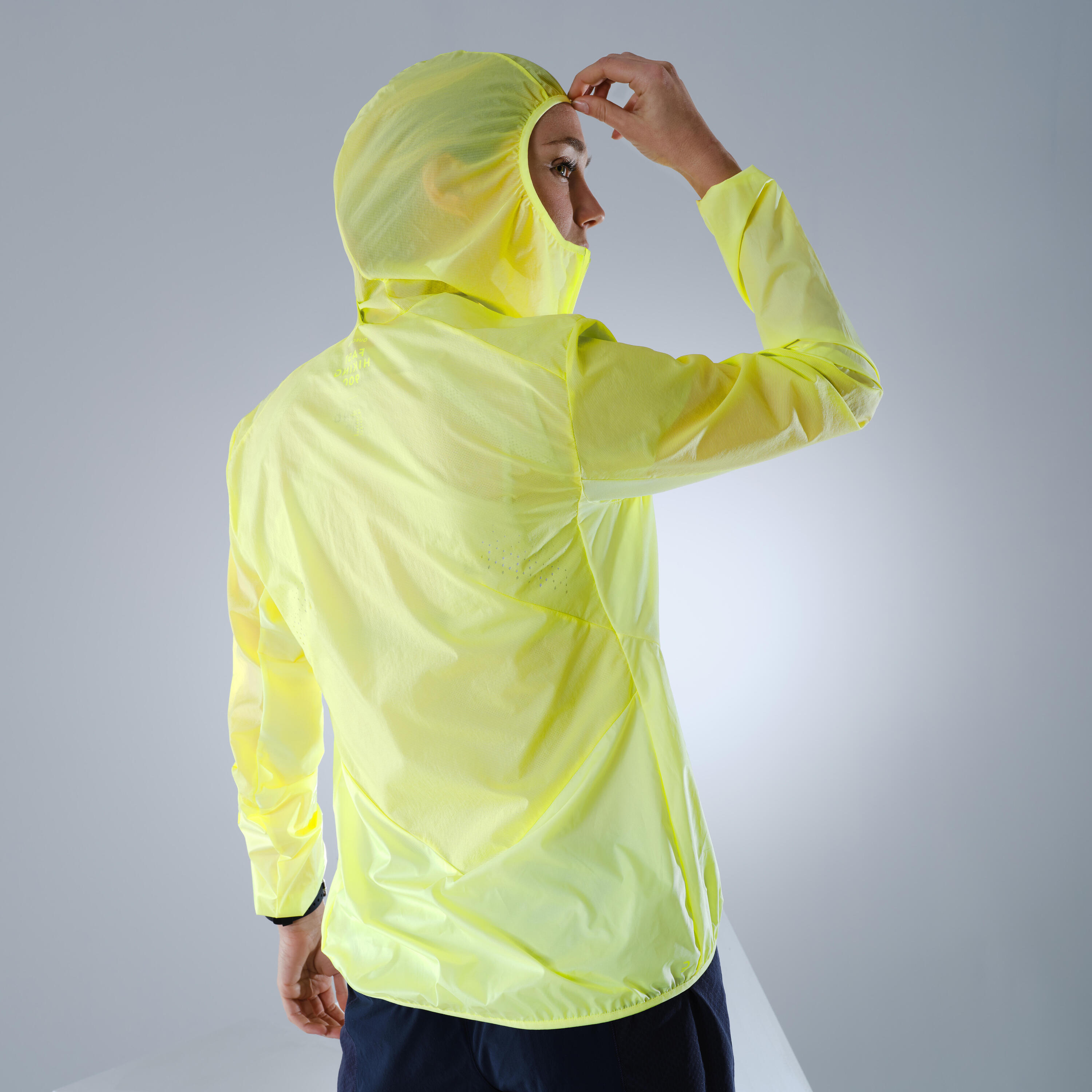 Women's Ultra-light Rapid Hiking Windproof Jacket FH 500 Hélium Wind - Yellow 5/5