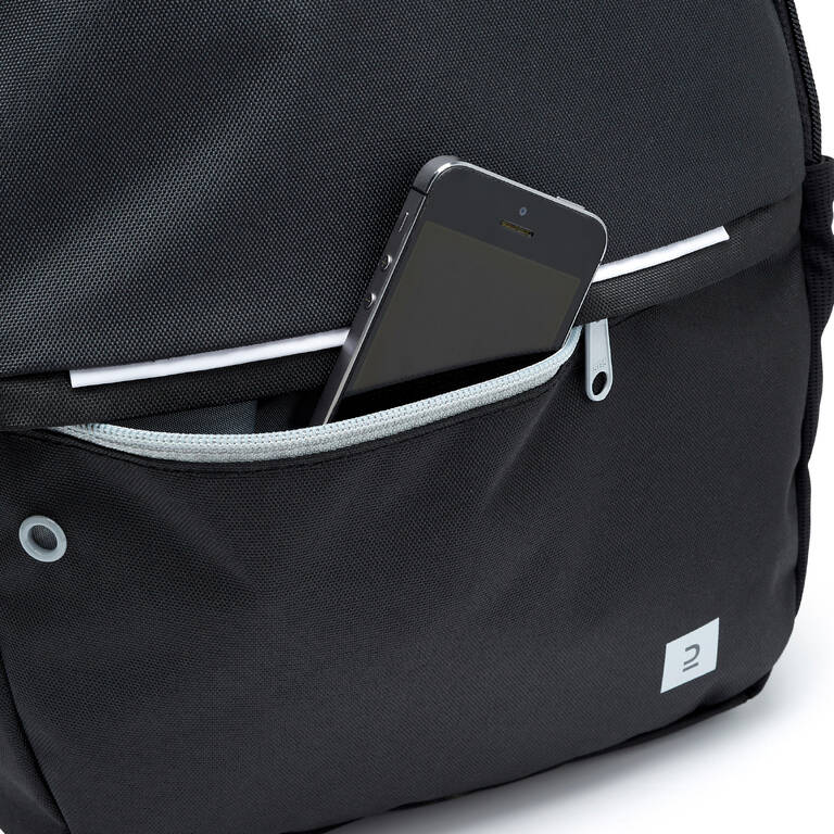 17L Essential Backpack - Black