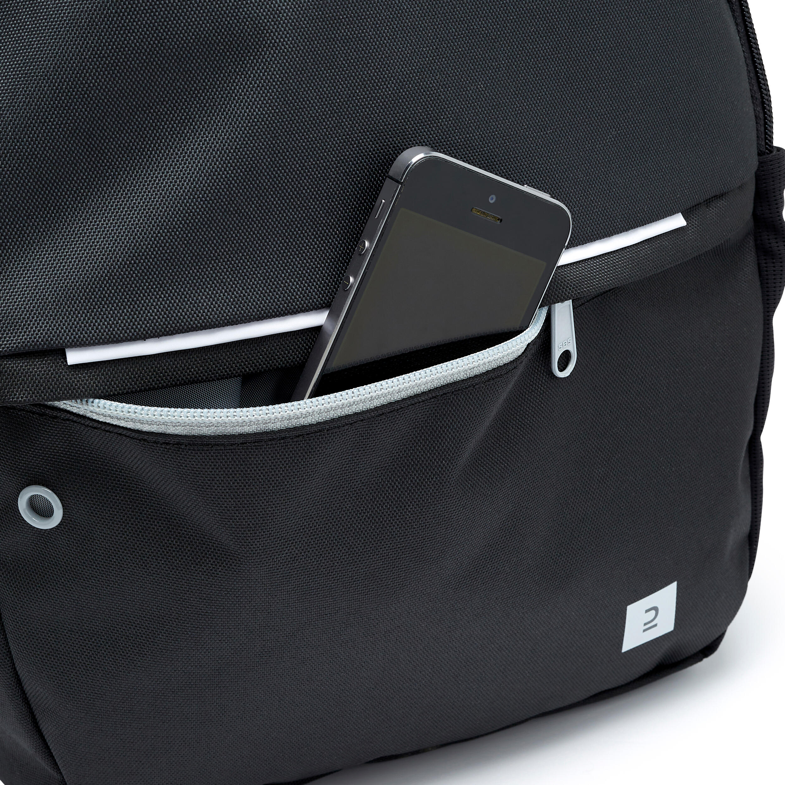 17L Essential Backpack - Black 8/8