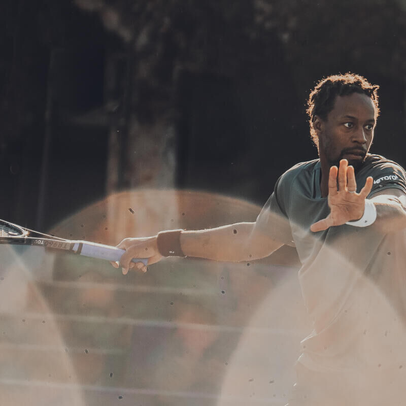 Technique Tennis : le jeu en extérieur