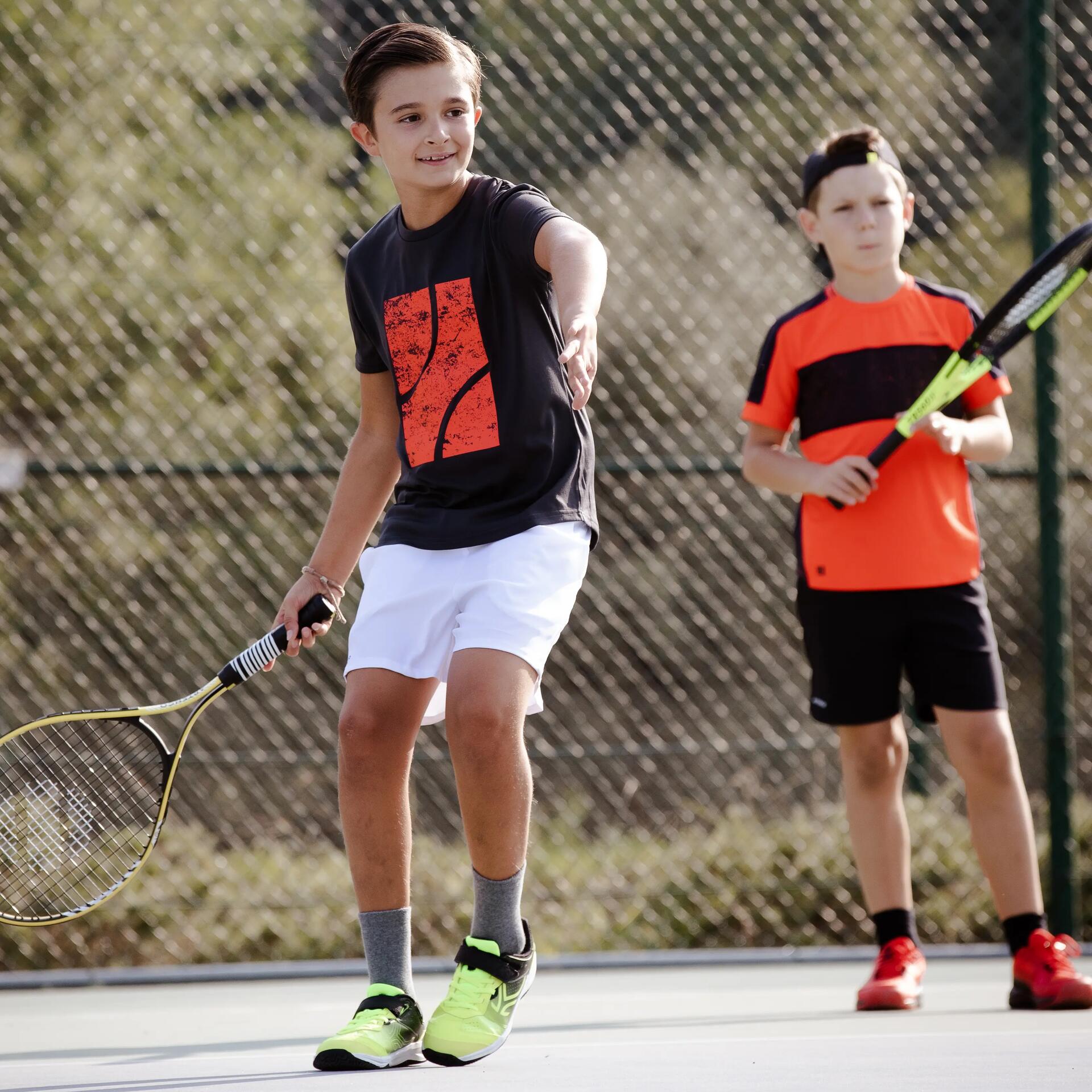 Come scegliere un paio di scarpe da tennis per bambino