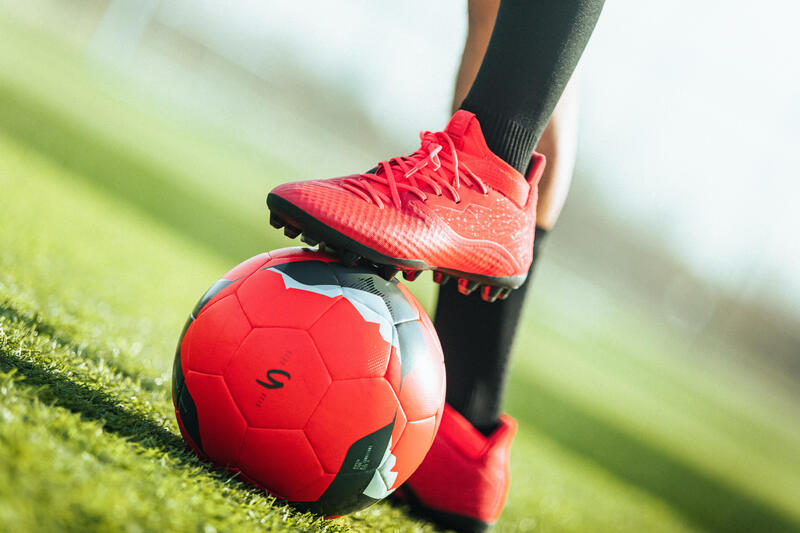 Les 10 meilleures chaussures de football chez Decathlon