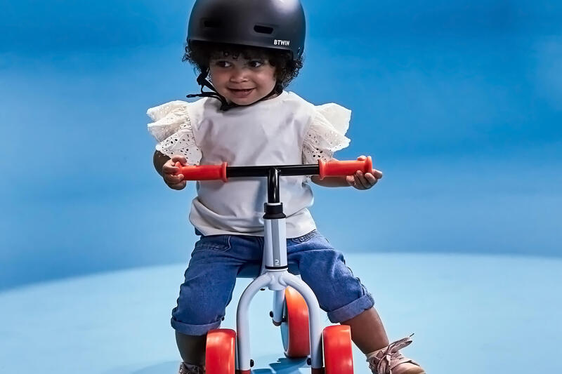 Jeździk edukacyjny - rowerek biegowy dla dzieci Btwin 2 w 1