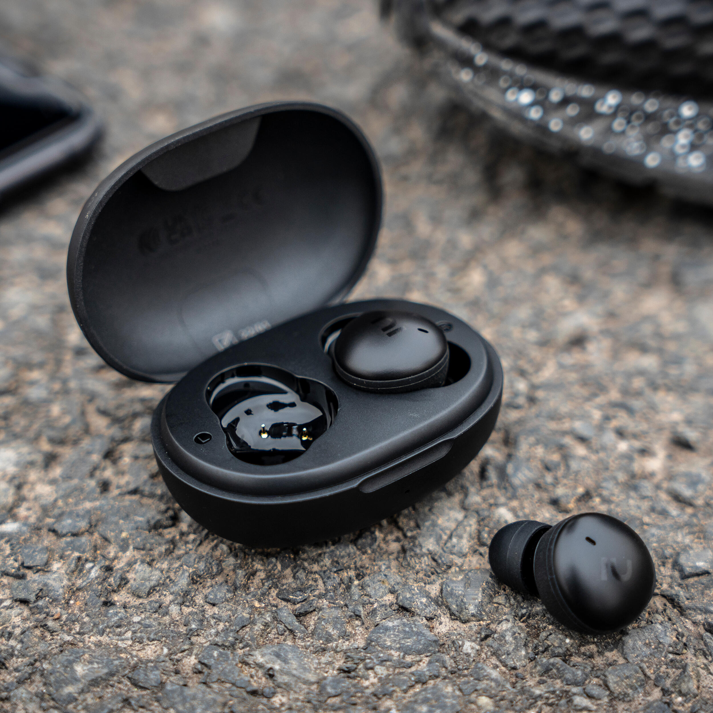 RUNNING 100 WIRELESS EARPHONES TWS 100 BLACK