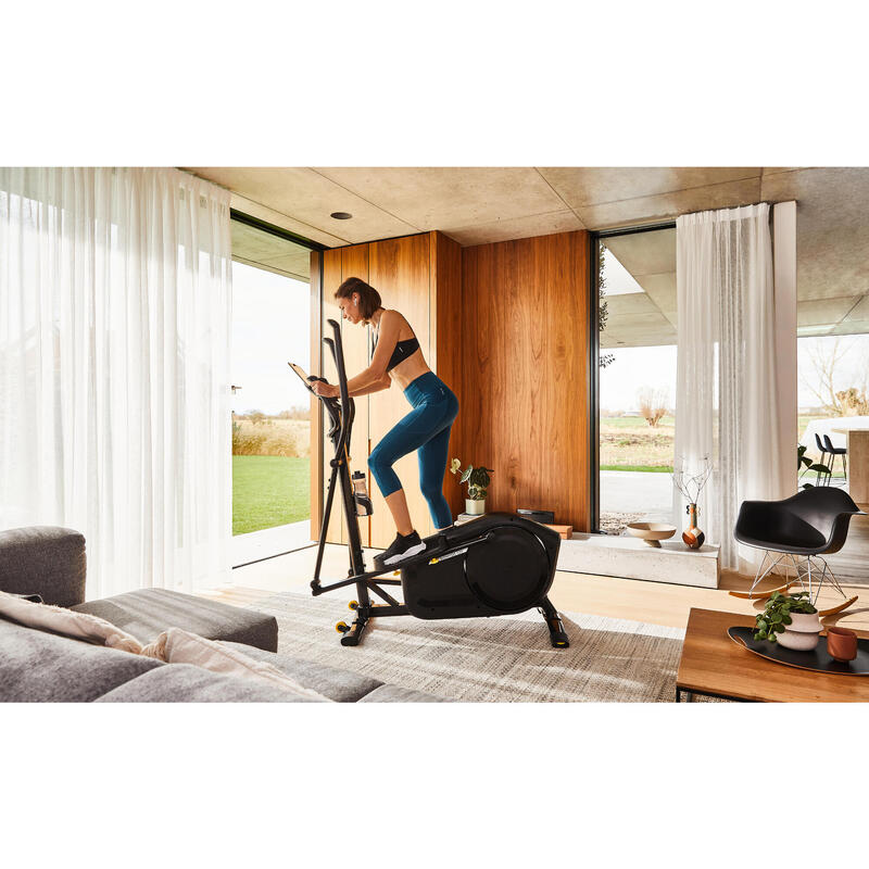 Crosstrainer EL520B met zelfaandrijving en interactief, E-Connected en Kinomap