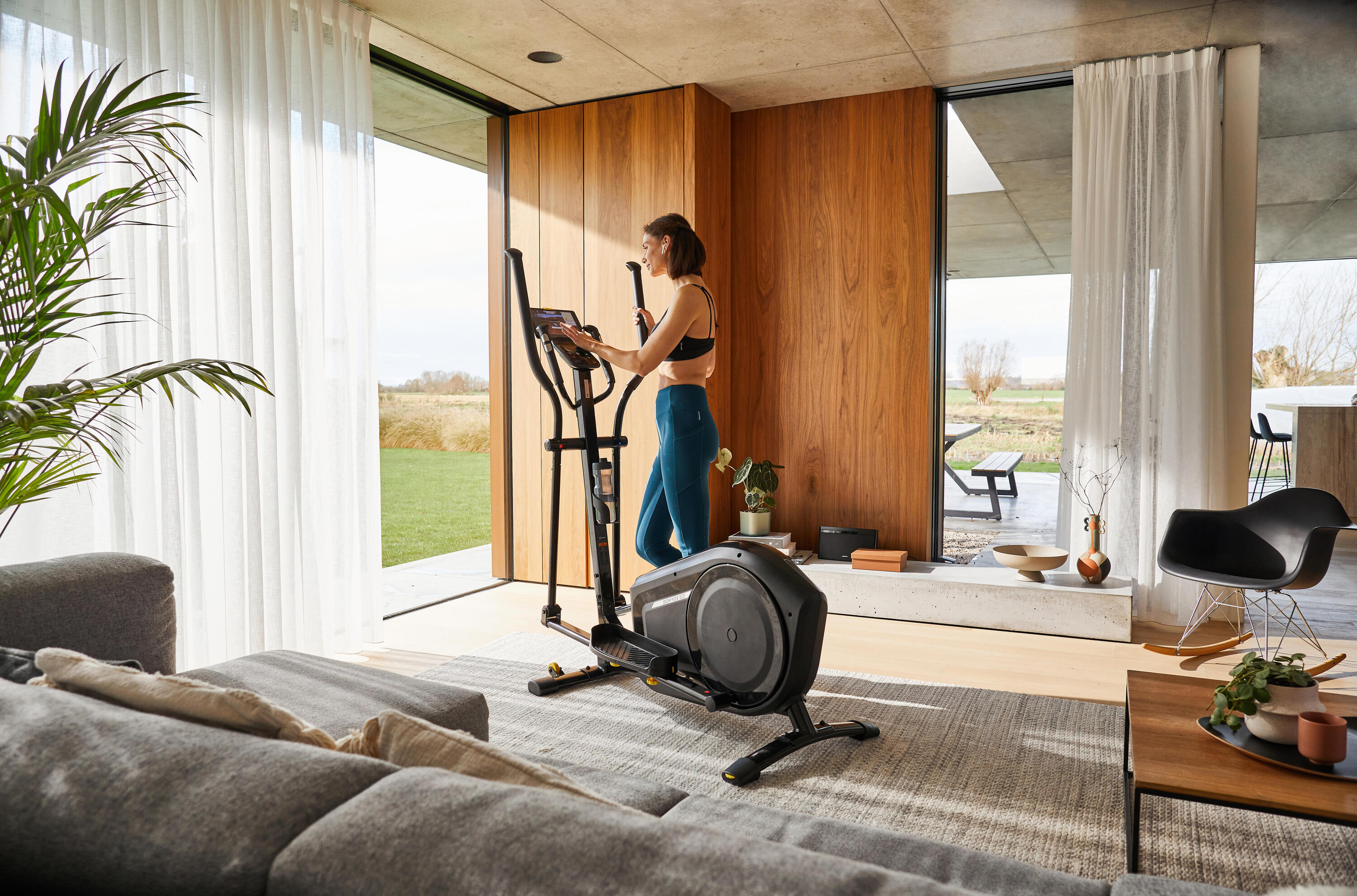 Vélo elliptique EL520B auto-alimenté et connecté Kinomap 9/32