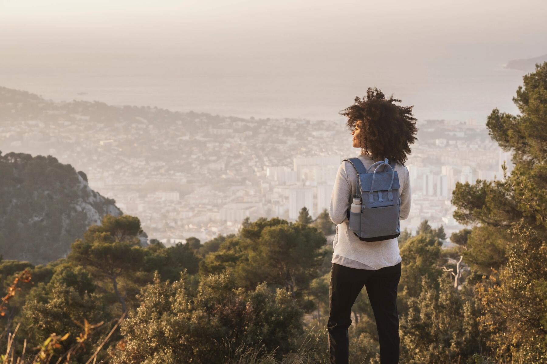 picture - woman - hiking