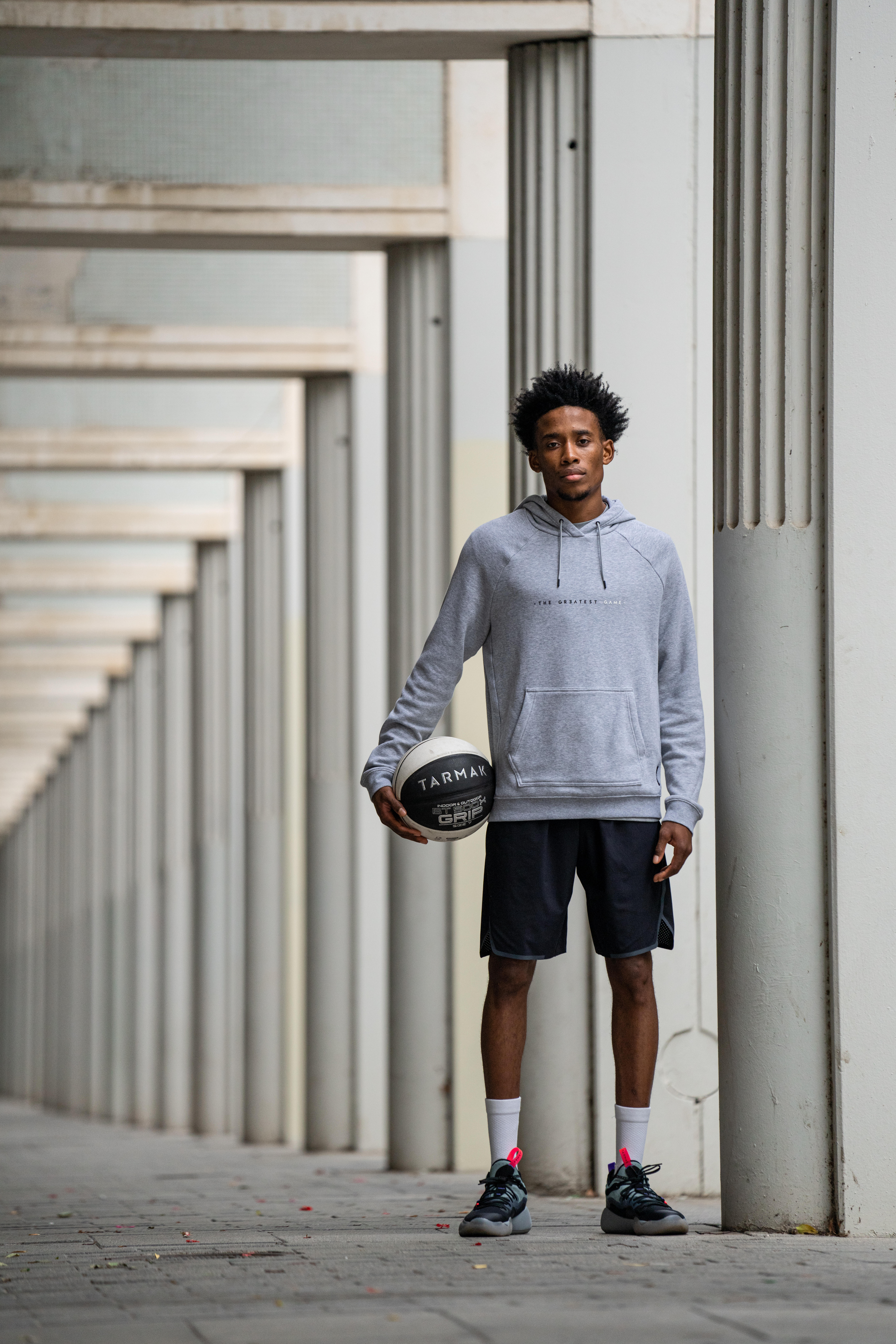 Chandail capuchon de basketball H 100 gris clair Gris clair