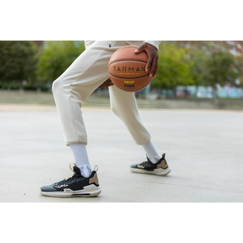 CHAUSSURES DE BASKETBALL TIGE BASSE HOMME/FEMME - FAST 500 NOIR BEIGE