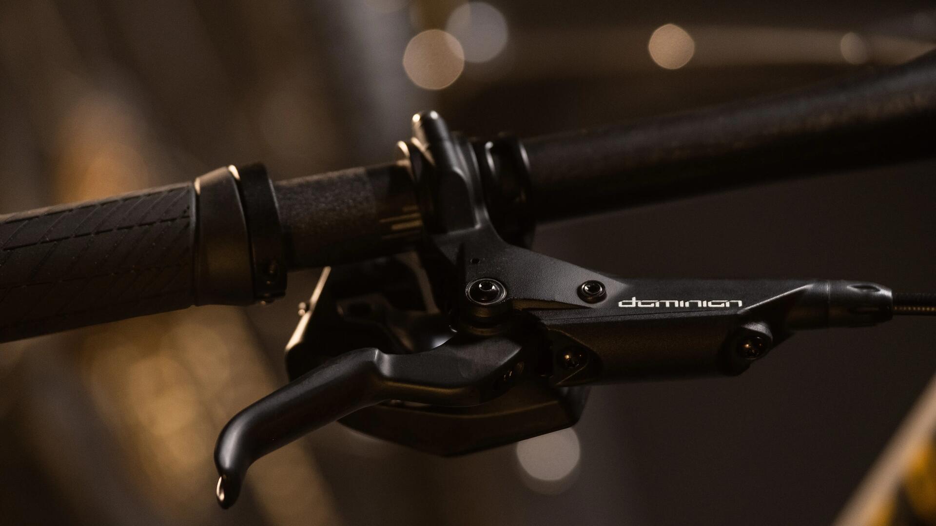 SACOCHE VELO VOYAGE ETANCHE 14L - 24L