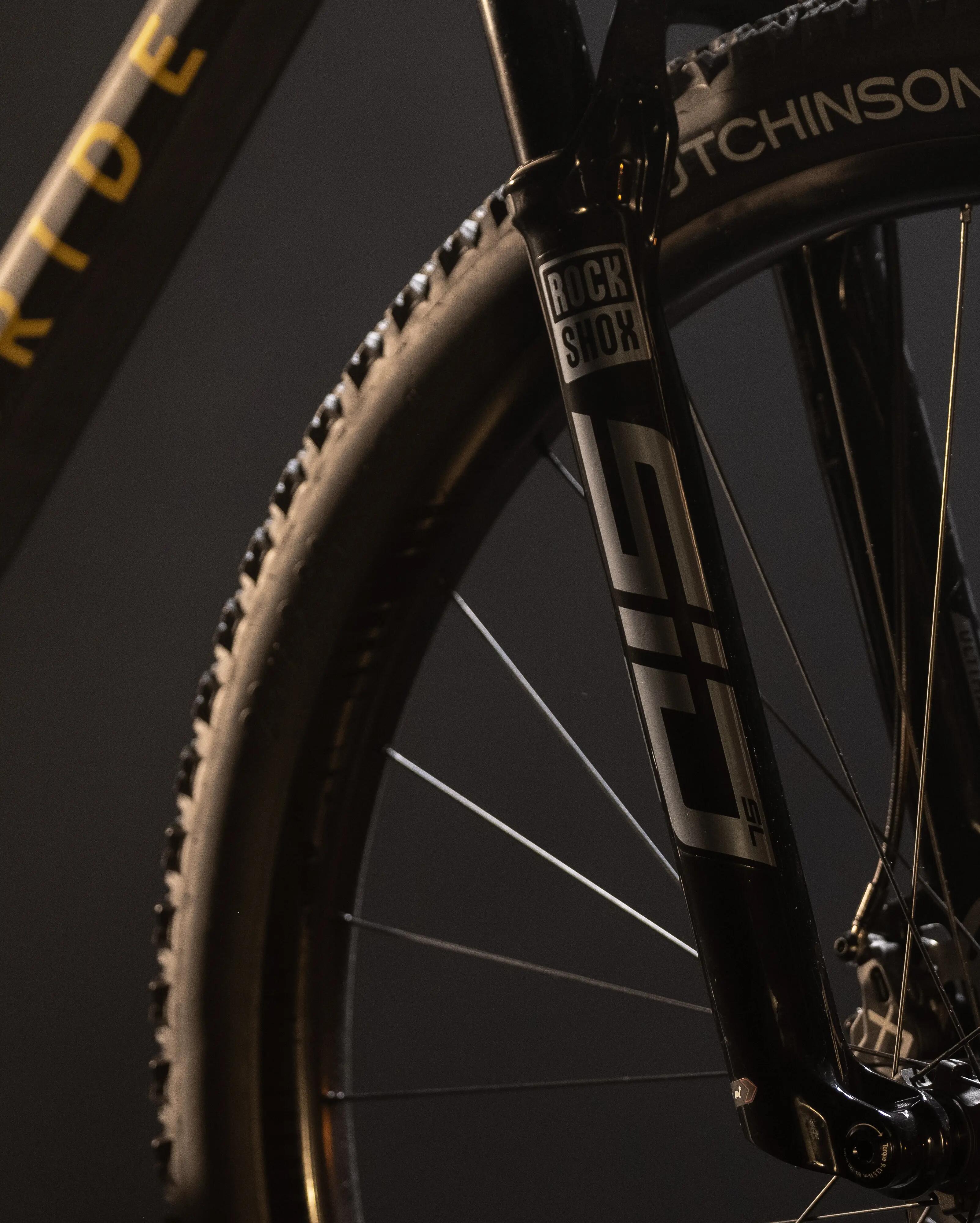 AJUSTAR LA HORQUILLA