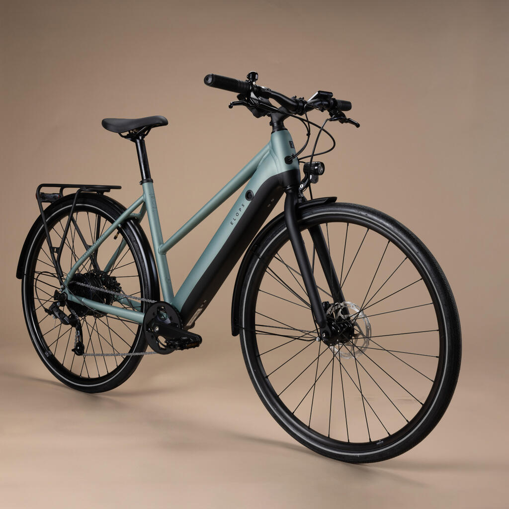 Mestský elektrický bicykel 500 na dlhé vzdialenosti so zníženým rámom