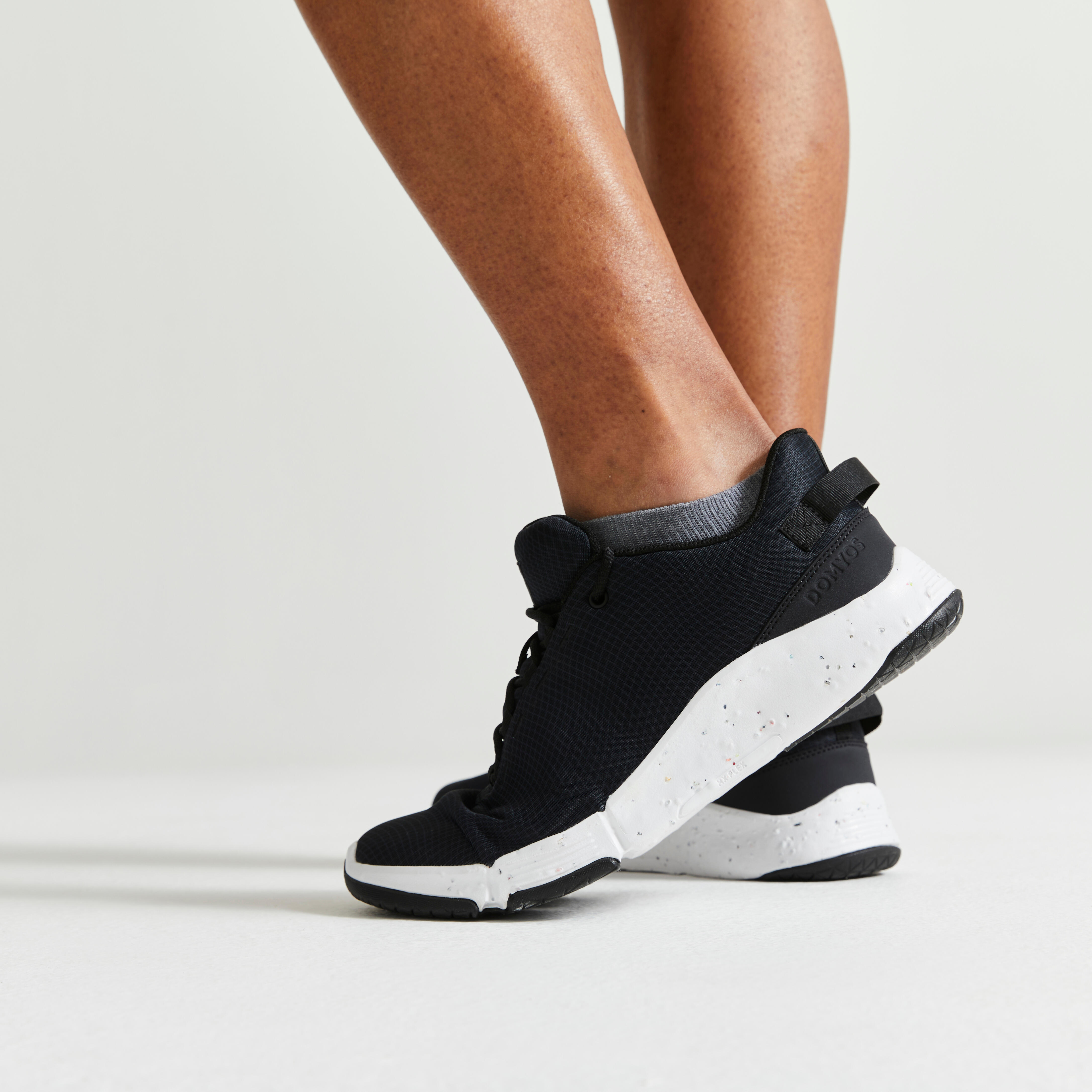 Men's Gym Shoes - 100 Black - DOMYOS