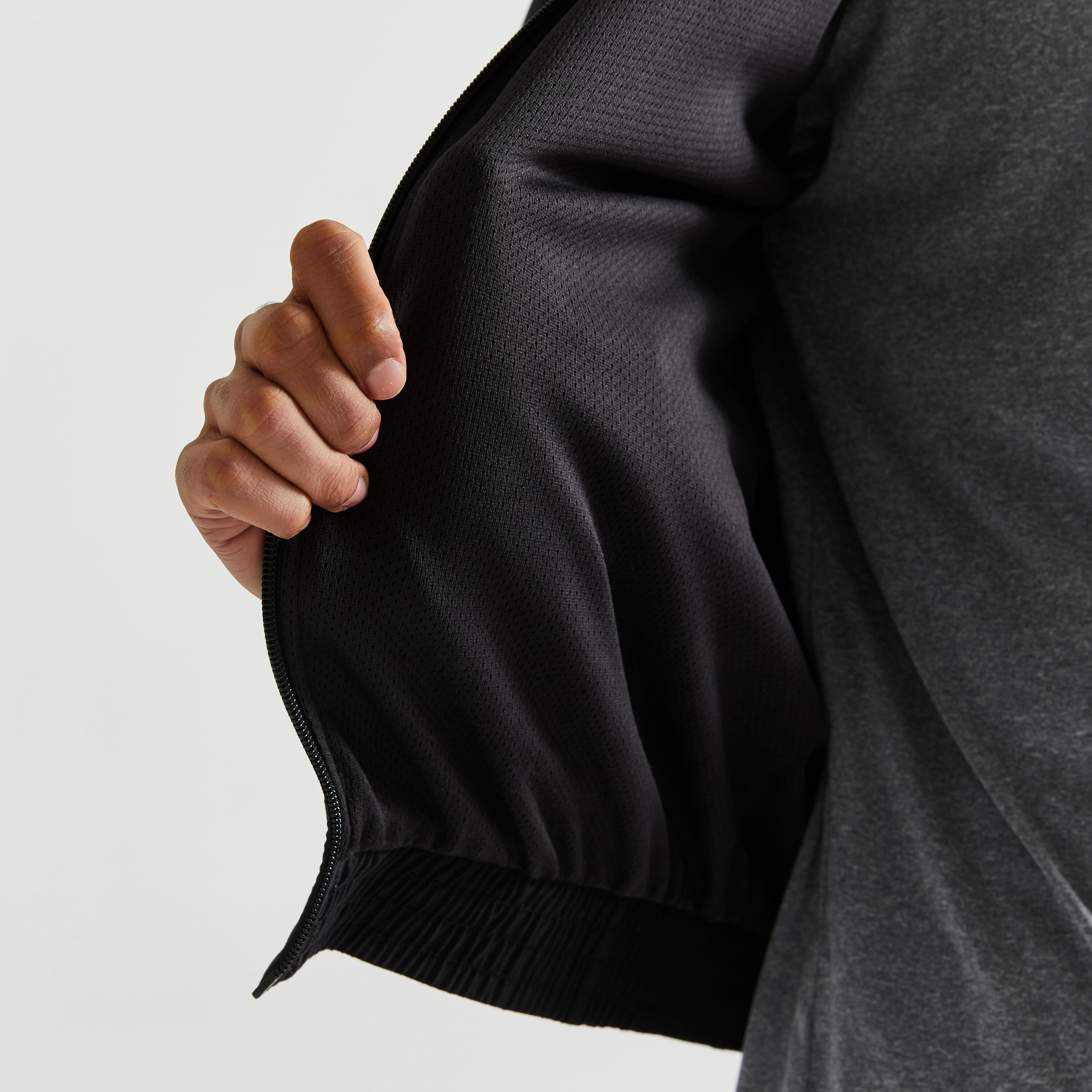 Men's Fitness Standard Breathable Jacket - Black 4/8