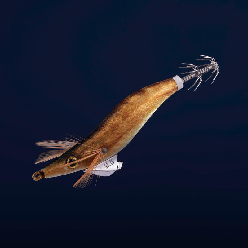 Squid jig vissen op zeekat/pijlinktvis Ebika 2,5/105 zinkend shallow goudkleurig