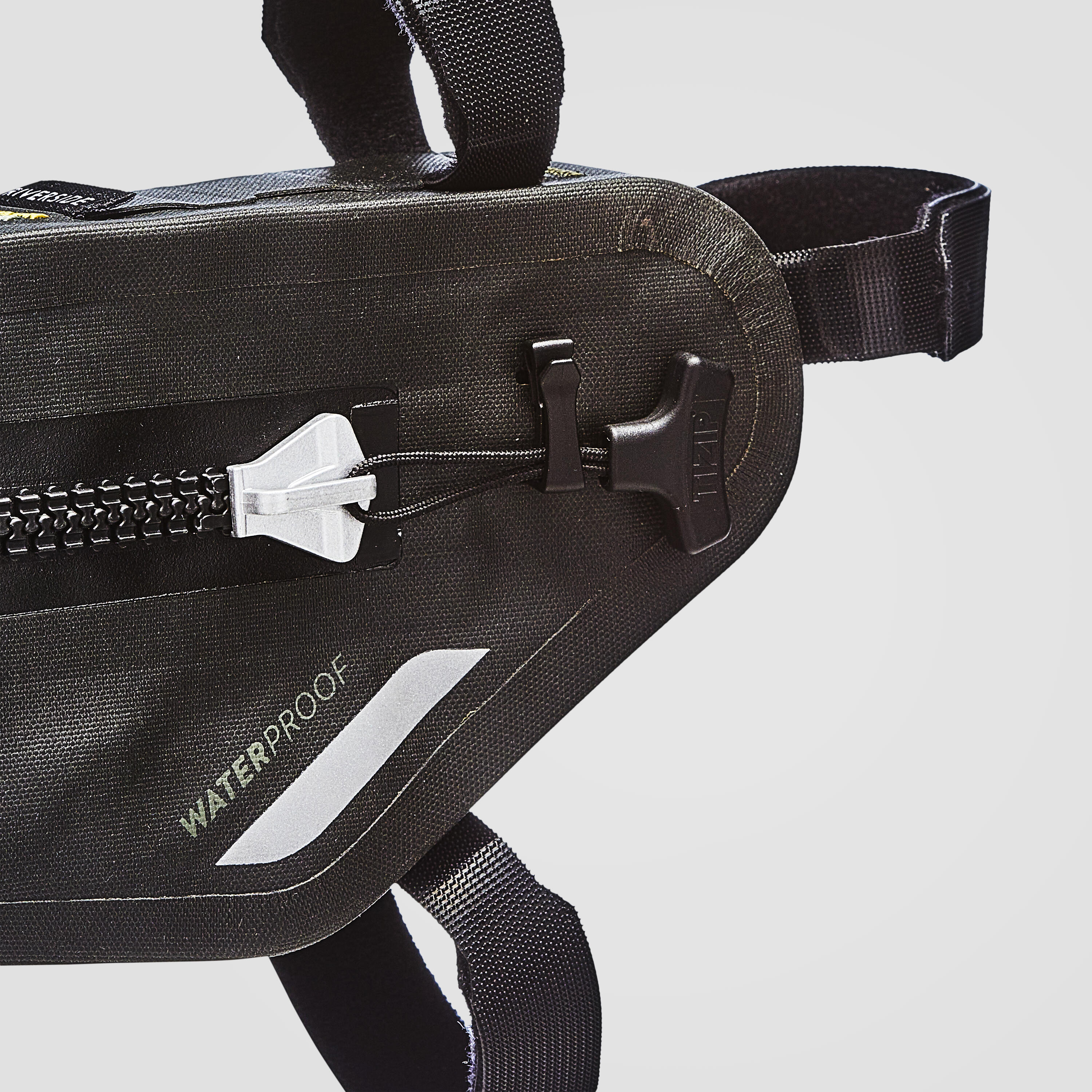 Alforja impermeable para marco de bicicleta Riverside IPX6 Half-fame negro 4/5