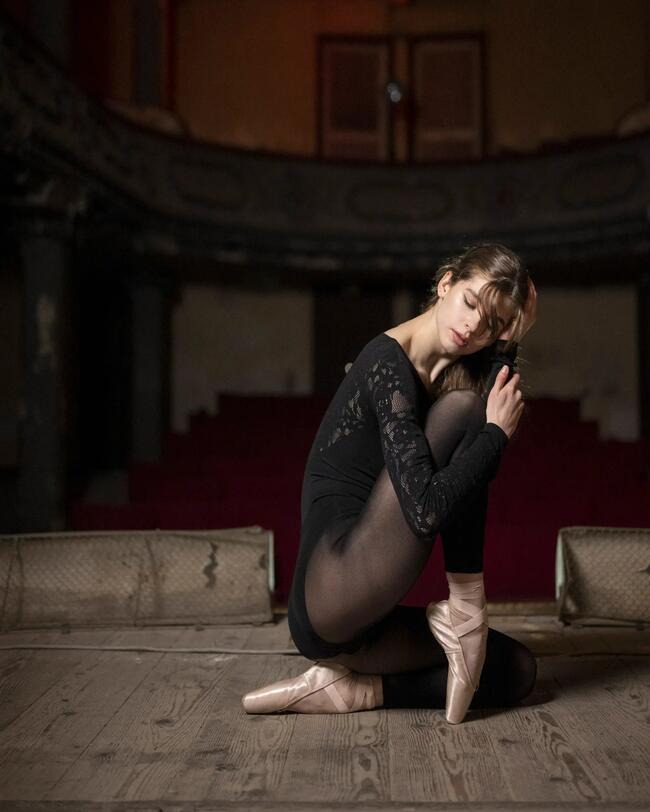 Balletttänzerin tanzt.