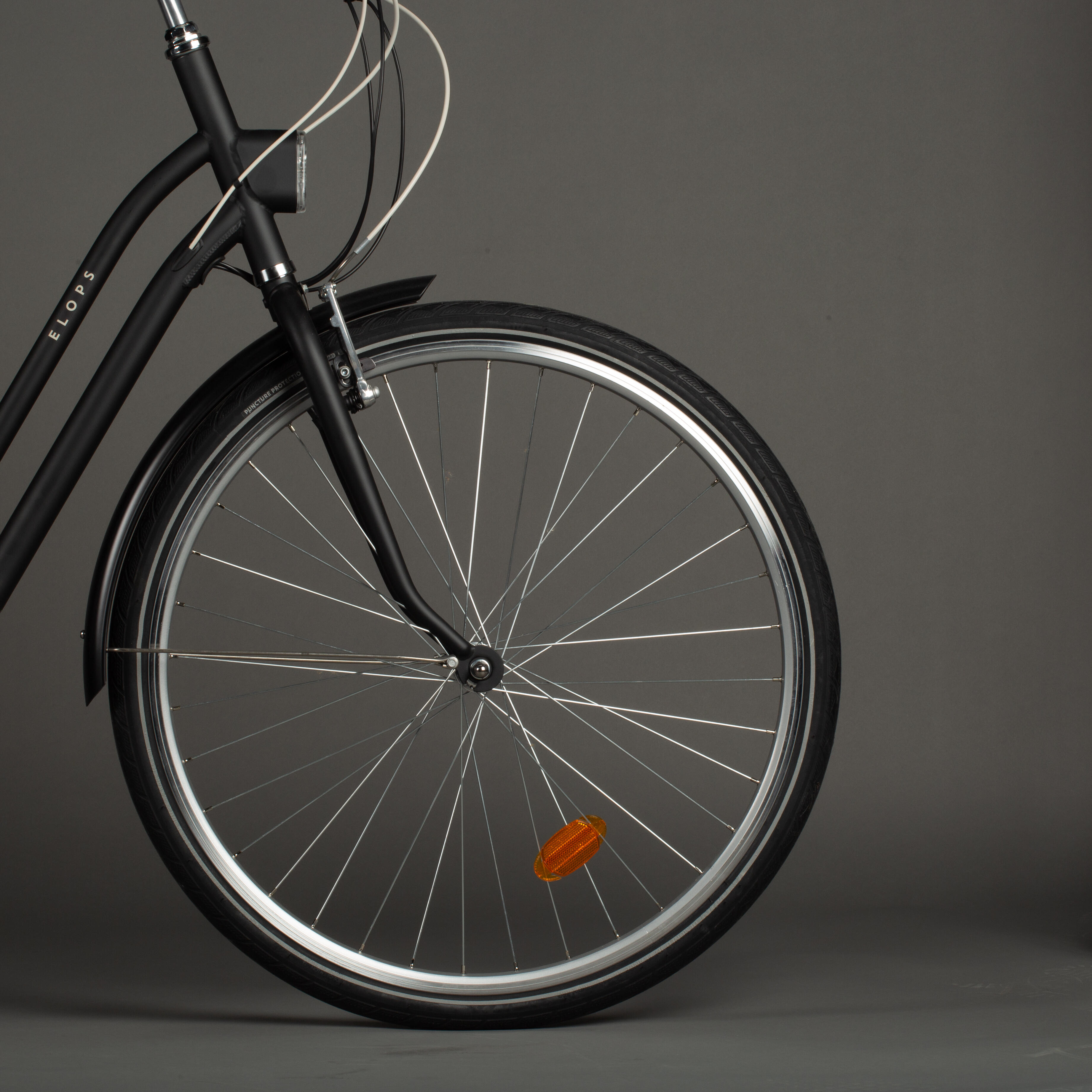 Fully equipped v brake low frame electric city bike black