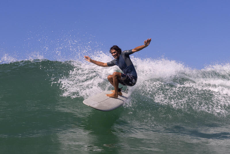 Klassieke boardshort voor surfen 500 Flowers kaki