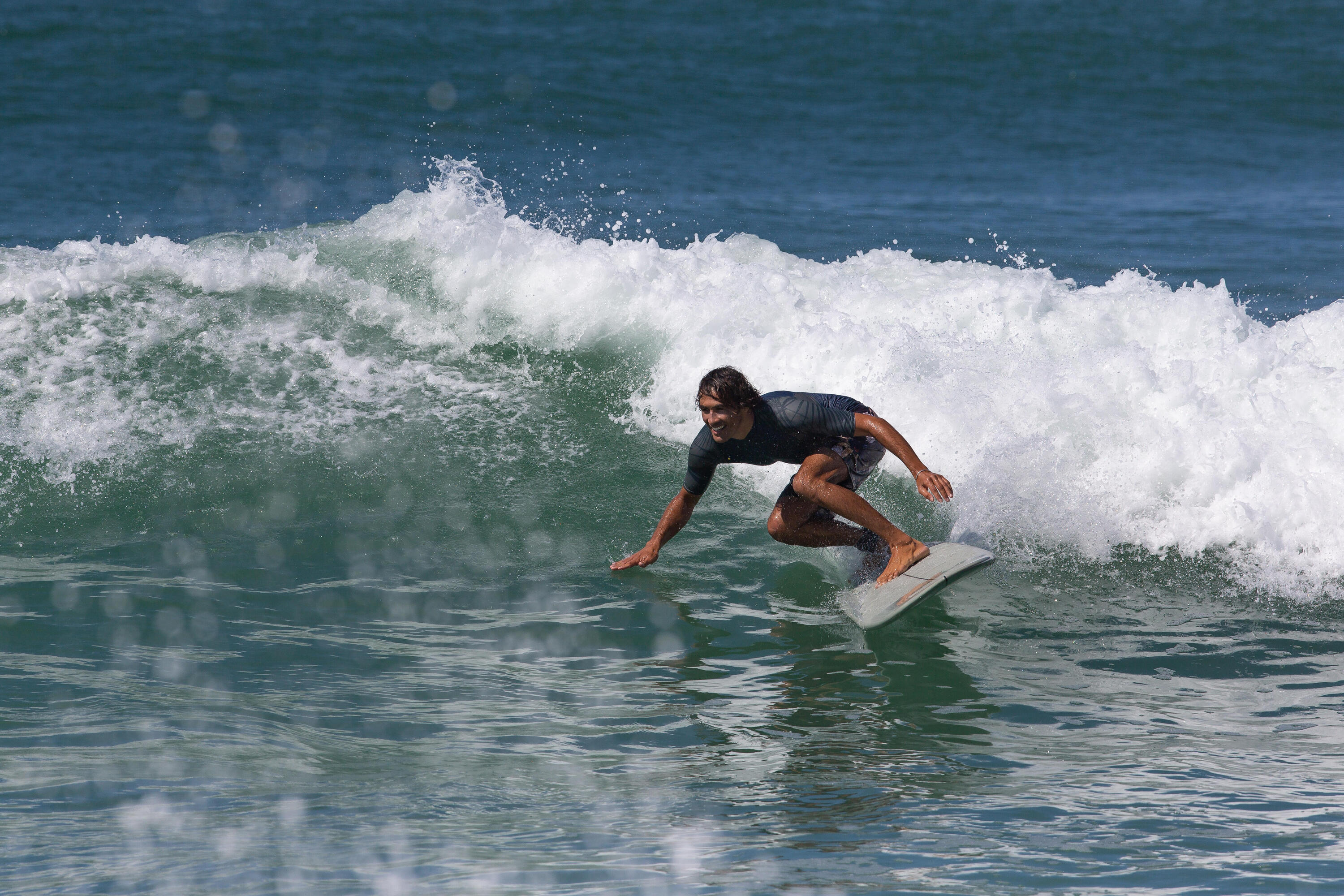Surfboard 500 Hybrid 8' Lieferung mit drei Finnen  15/28